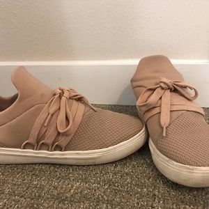 Steve Madden Lancer Sneakers